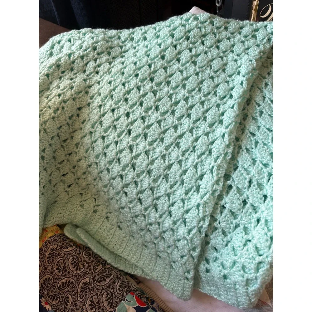 Handmade Mint Green Crochet Shell Stitch Throw Blanket 36x44 Soft Pastel Afghan